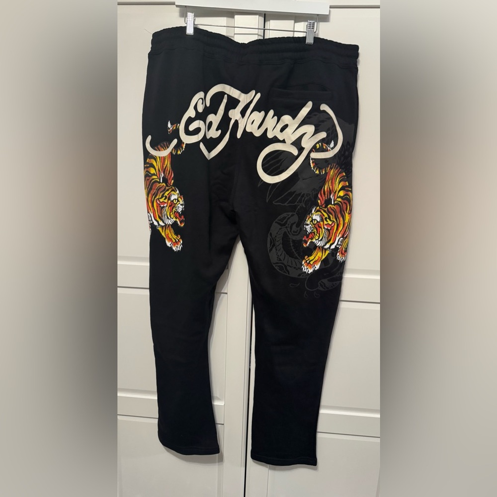 Ed Hardy Crawling Tigers Sweatpants in Black Size: XXL NWT - Picture 12 of 14